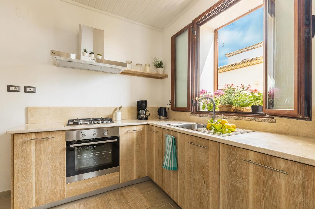 Casa Amelia Sul Mare Apartment ซานตามาเรีย นาวาร์เรเซ ภายนอก รูปภาพ